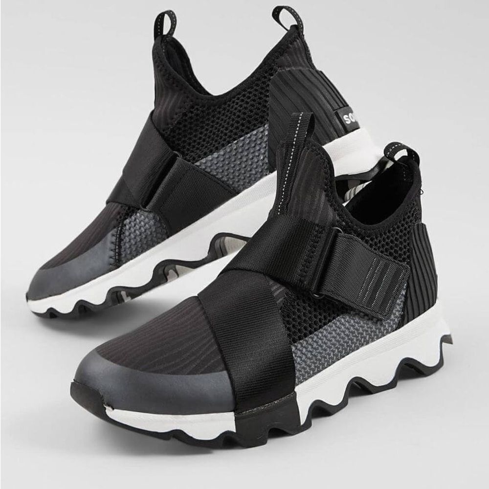 ✨Sorel Kinetic Black Mesh Front Strap High Top Athletic Sz 8.5 Sneakers✨ - Picture 9 of 10